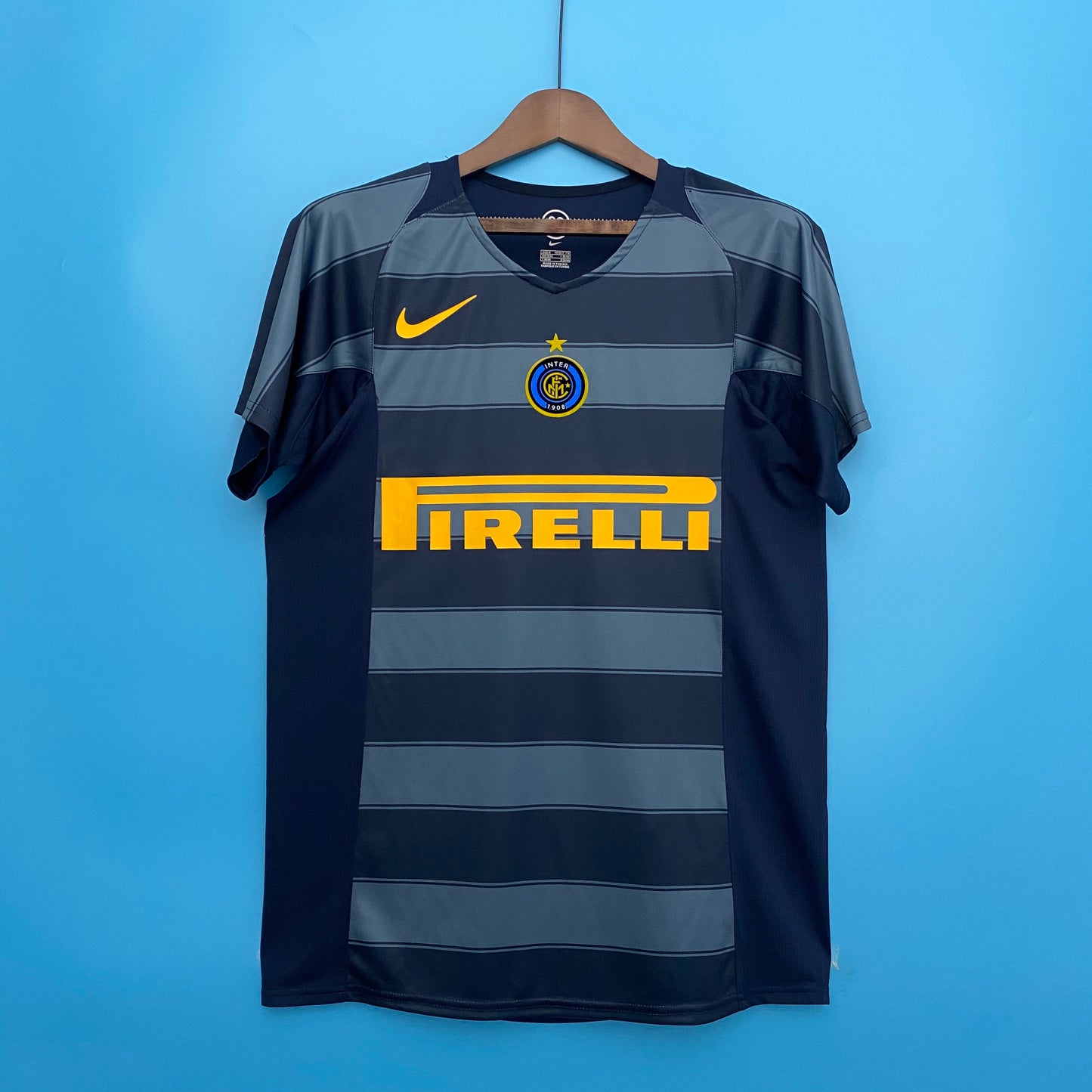 Inter 04-05 Third