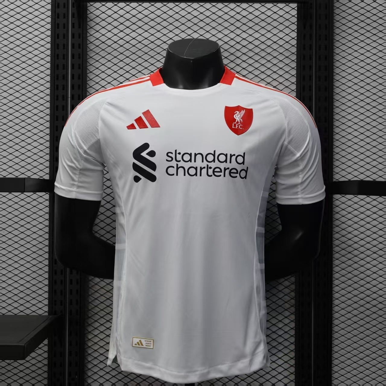 Liverpool 25-26 Away