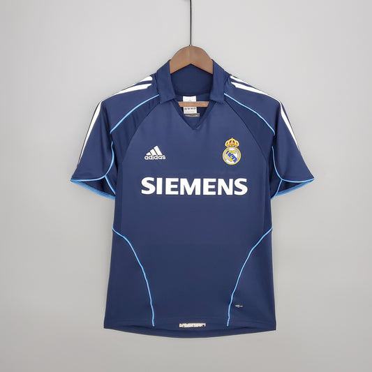 Real Madrid 05-06 Away