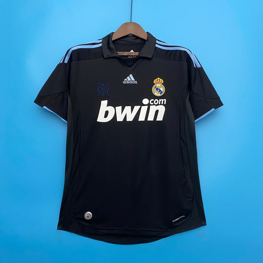Real Madrid 09-10 Away